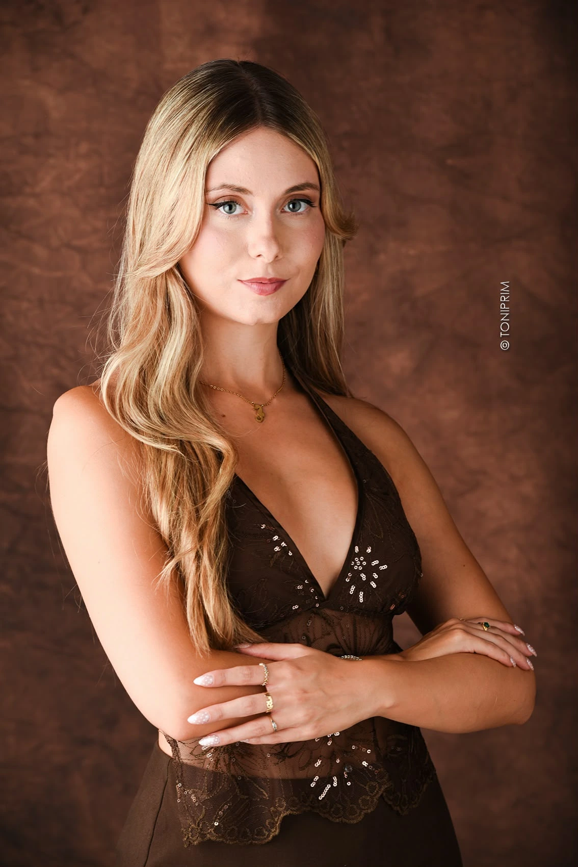 CARLA FERNÁNDEZ OLIVA — Studio Portrait I