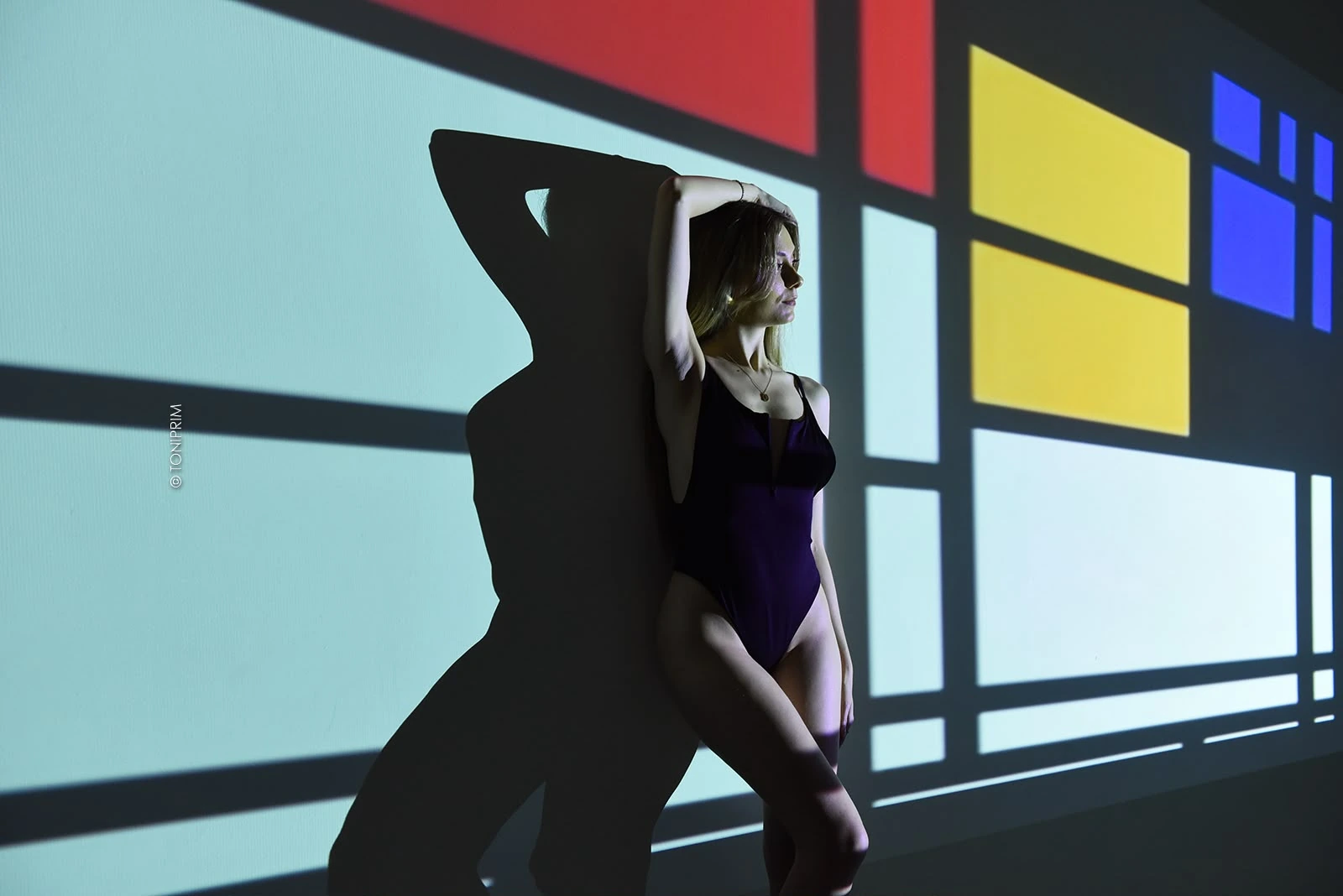 CARLA FERNÁNDEZ OLIVA — Light & Form Editorial