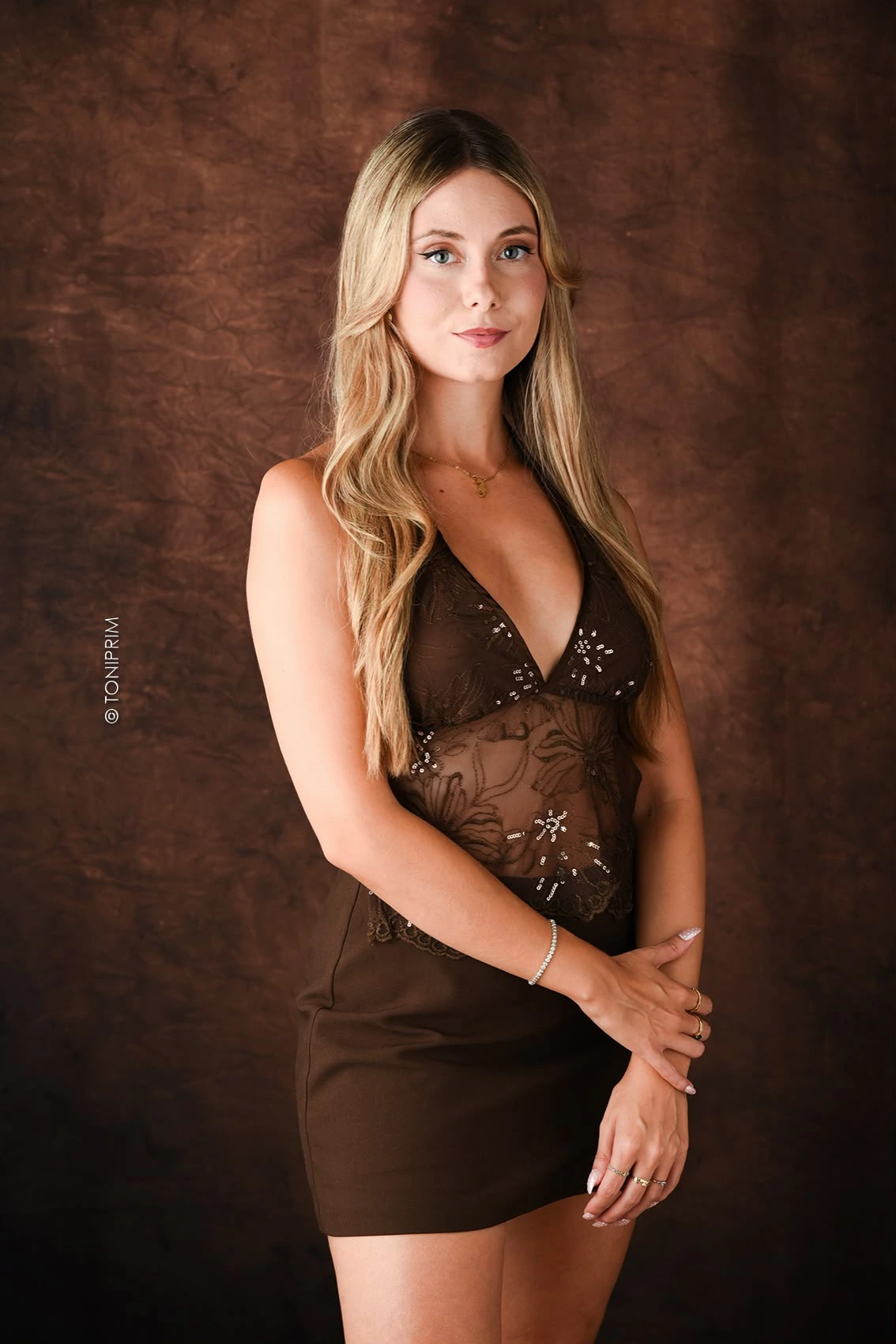 CARLA FERNÁNDEZ OLIVA — Studio Portrait II